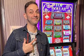 Antarmuka Number Games di mytic menampilkan grid pemilihan angka dan tombol konfirmasi taruhan